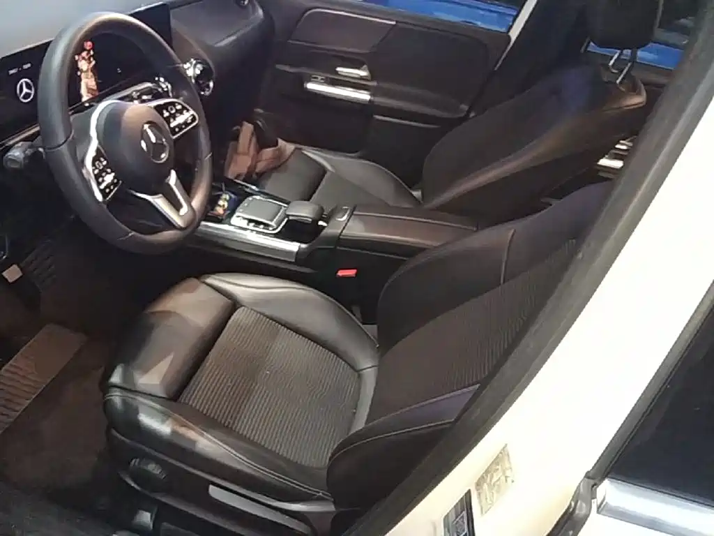 Mercedes-Benz B-Class — фото 14