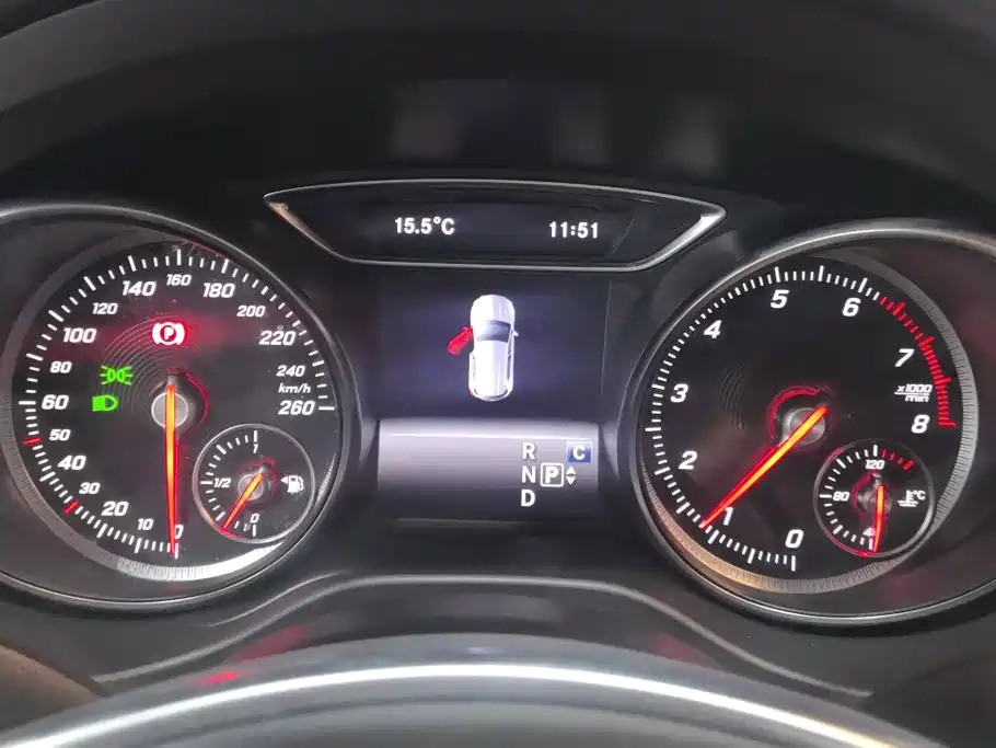 Mercedes-Benz GLA — фото 14