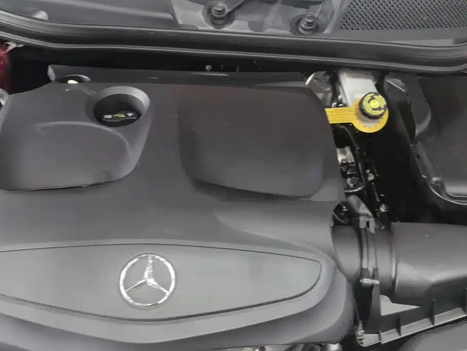 Mercedes-Benz GLA — фото 10