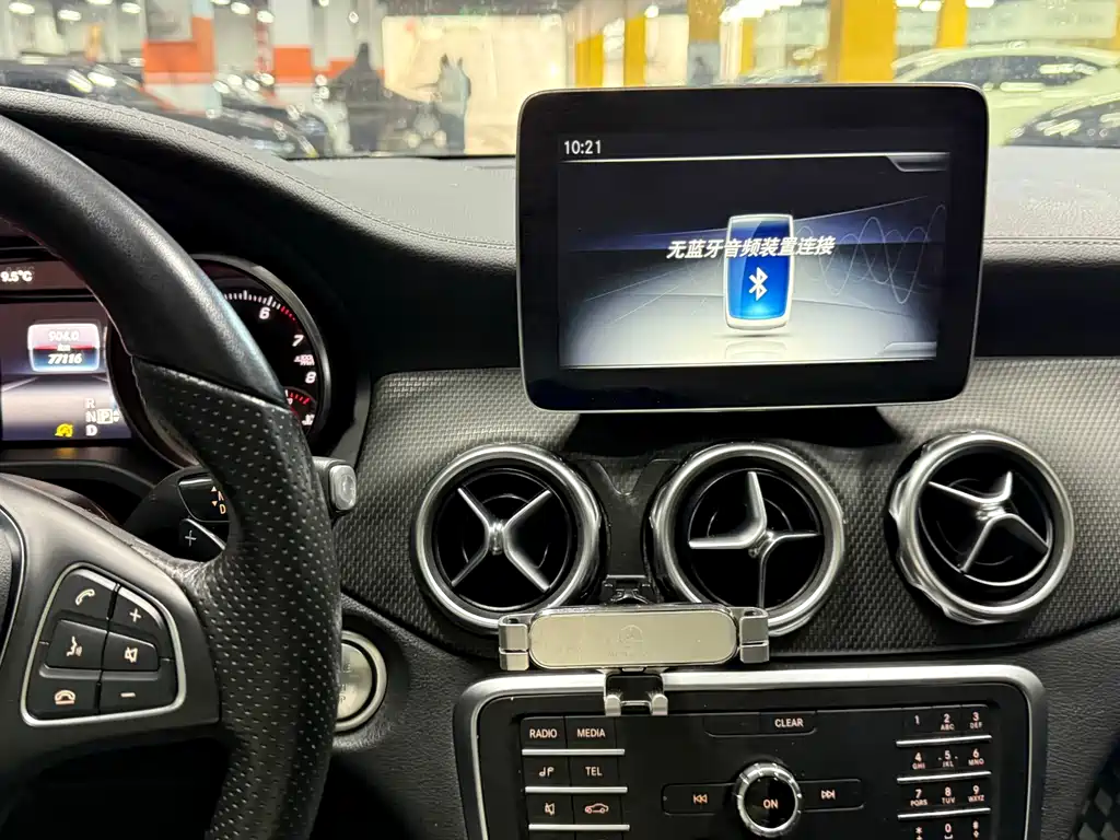 Mercedes-Benz GLA — фото 19