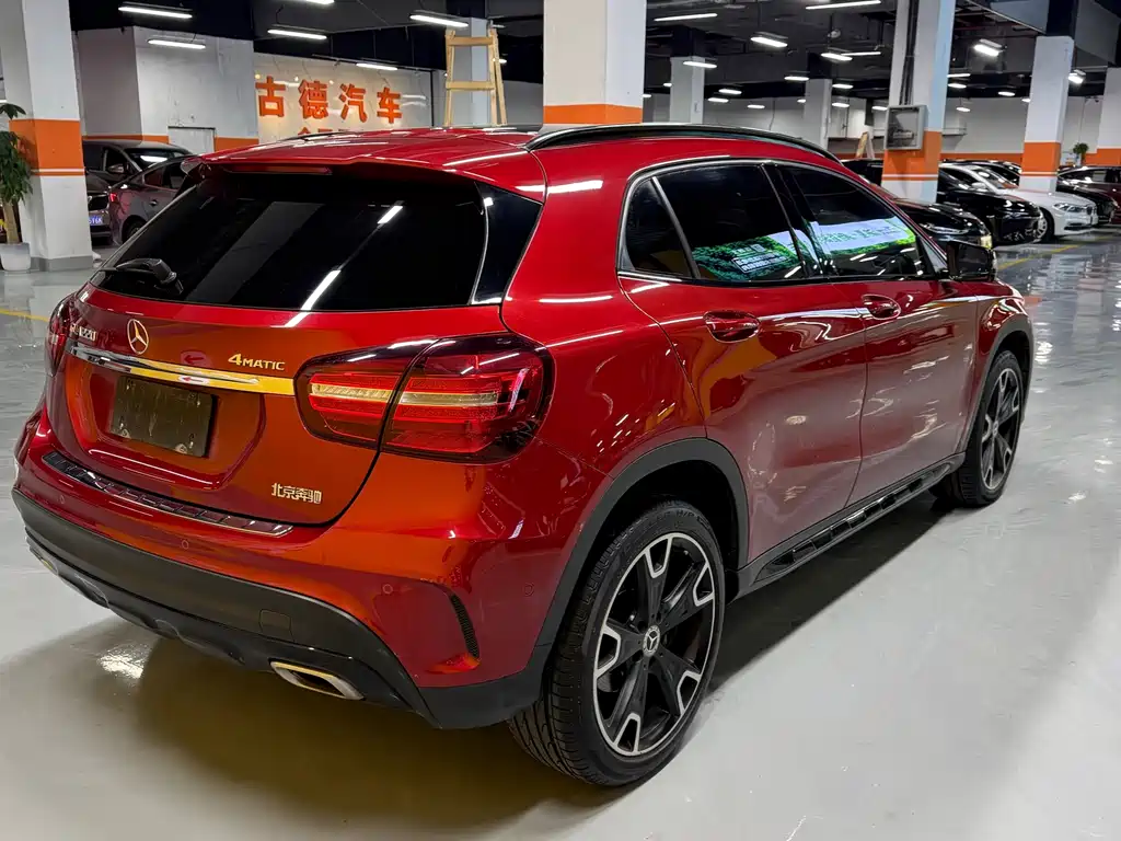 Mercedes-Benz GLA — фото 5