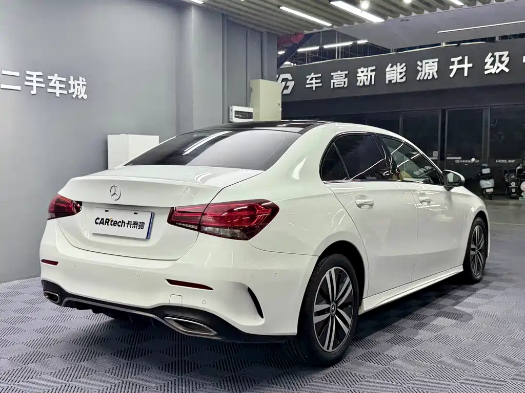 Mercedes-Benz A-Class — фото 14