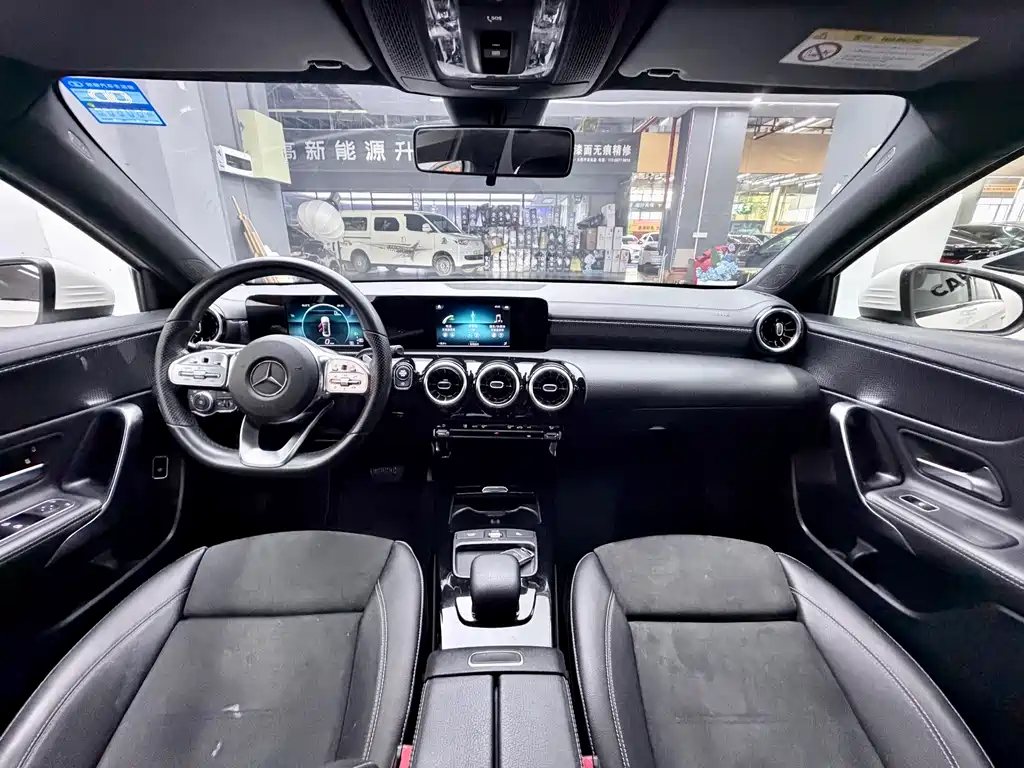 Mercedes-Benz A-Class — фото 10