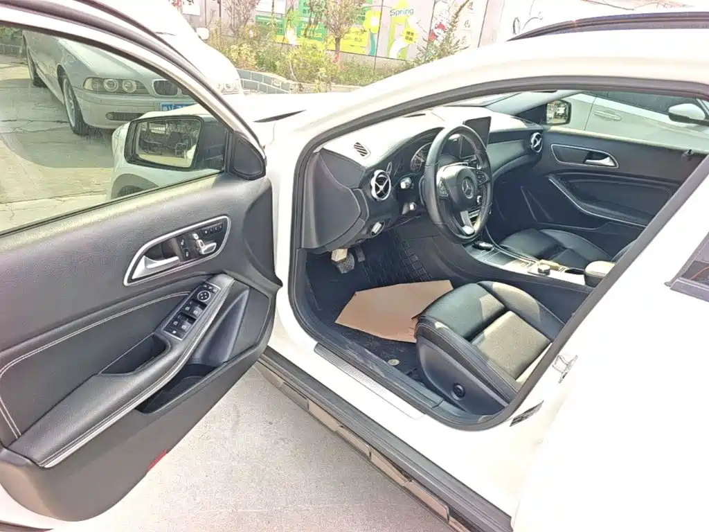 Mercedes-Benz GLA — фото 15
