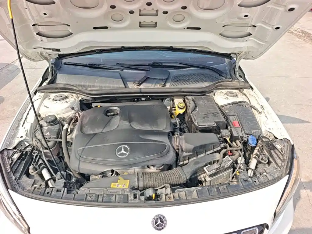 Mercedes-Benz GLA — фото 19