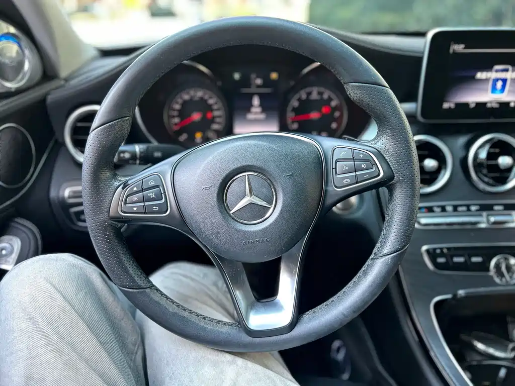 Mercedes-Benz C-Class — фото 10