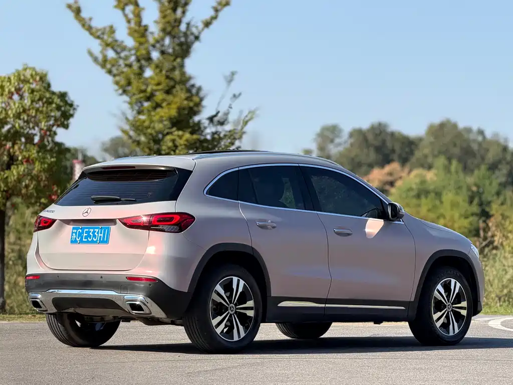Mercedes-Benz GLA — фото 6