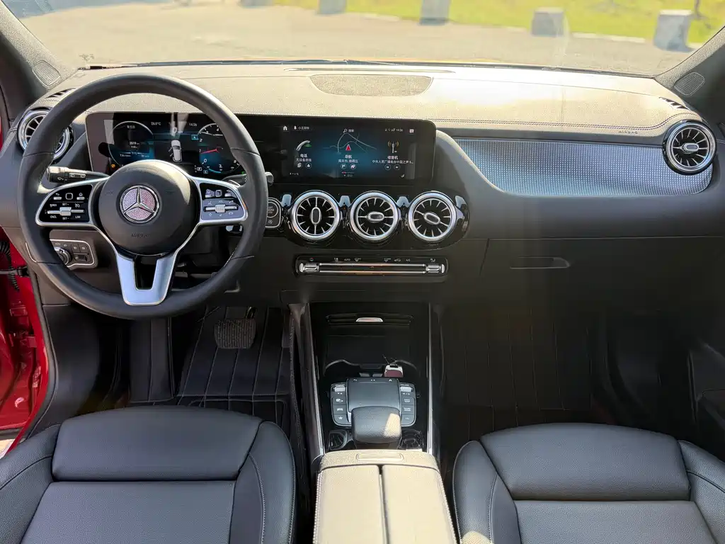 Mercedes-Benz GLA — фото 8