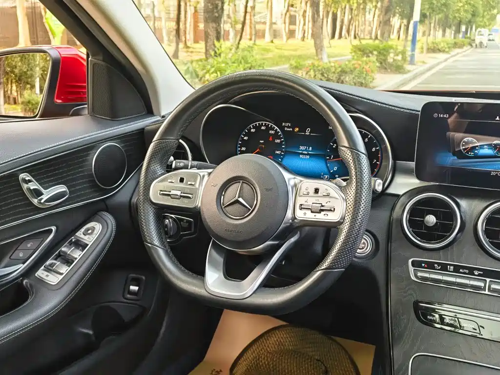 Mercedes-Benz C-Class — фото 11