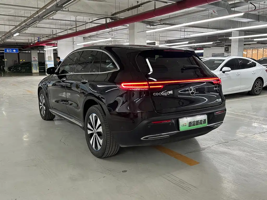 Mercedes-Benz EQC — фото 4