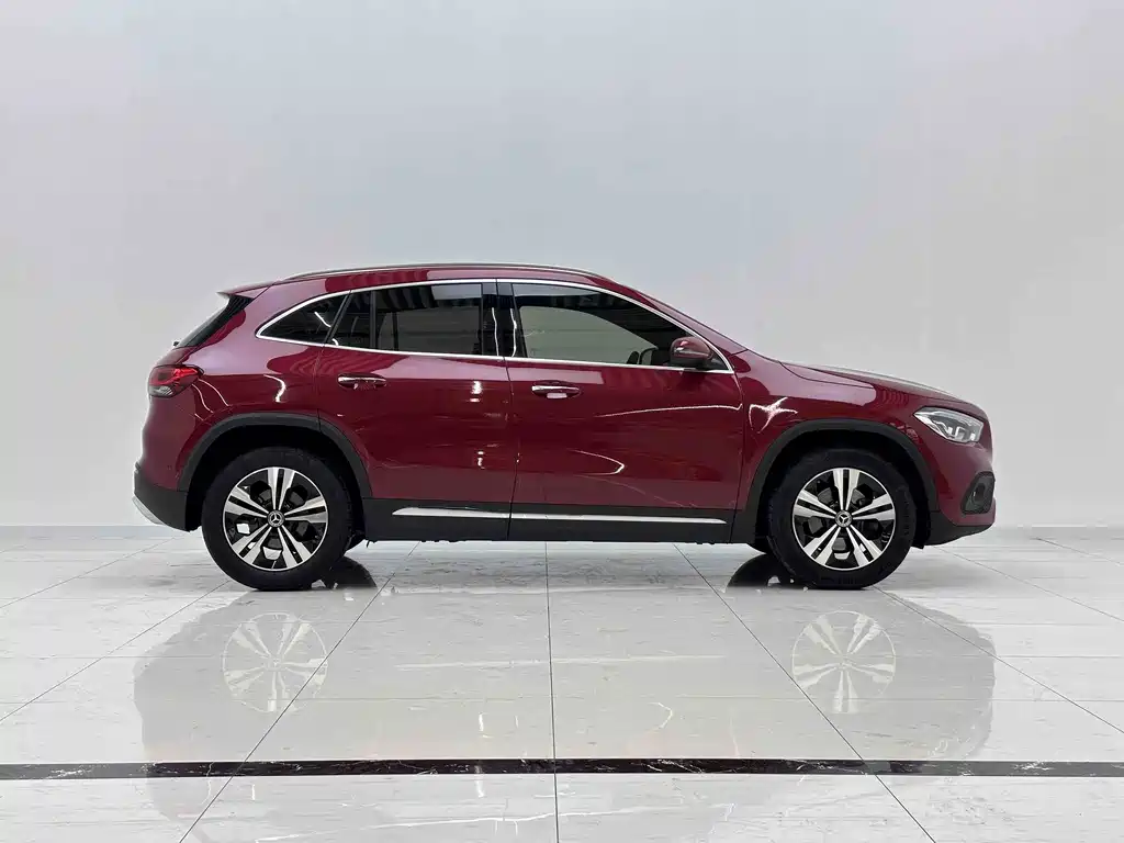 Mercedes-Benz GLA — фото 5