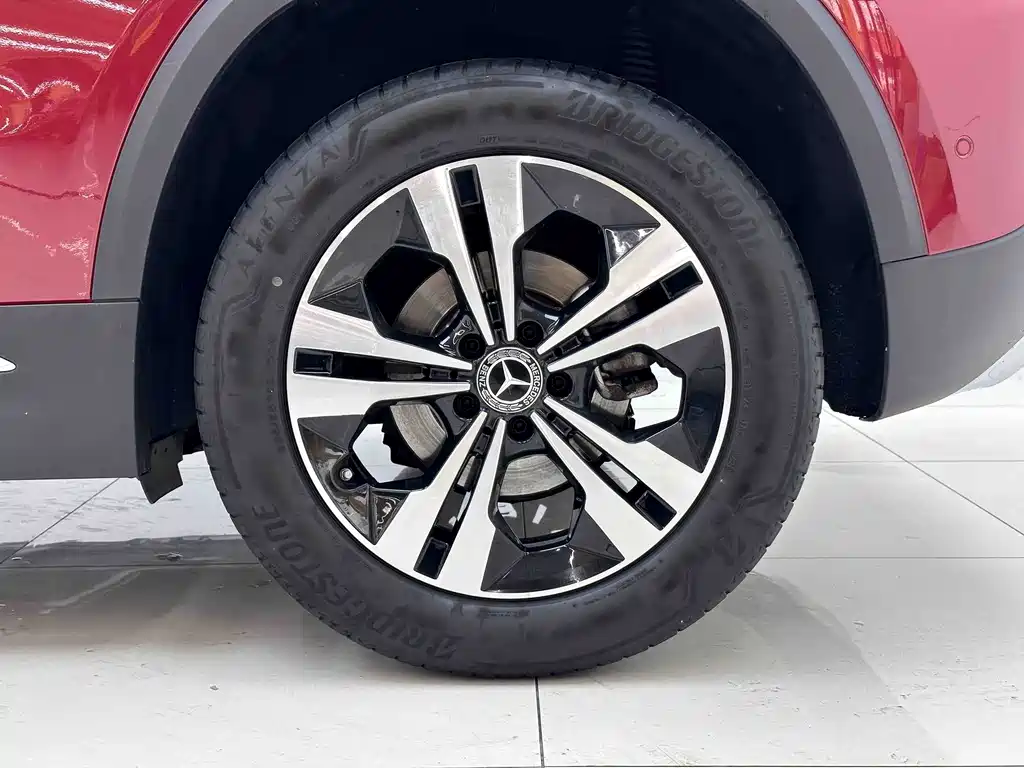 Mercedes-Benz GLA — фото 7