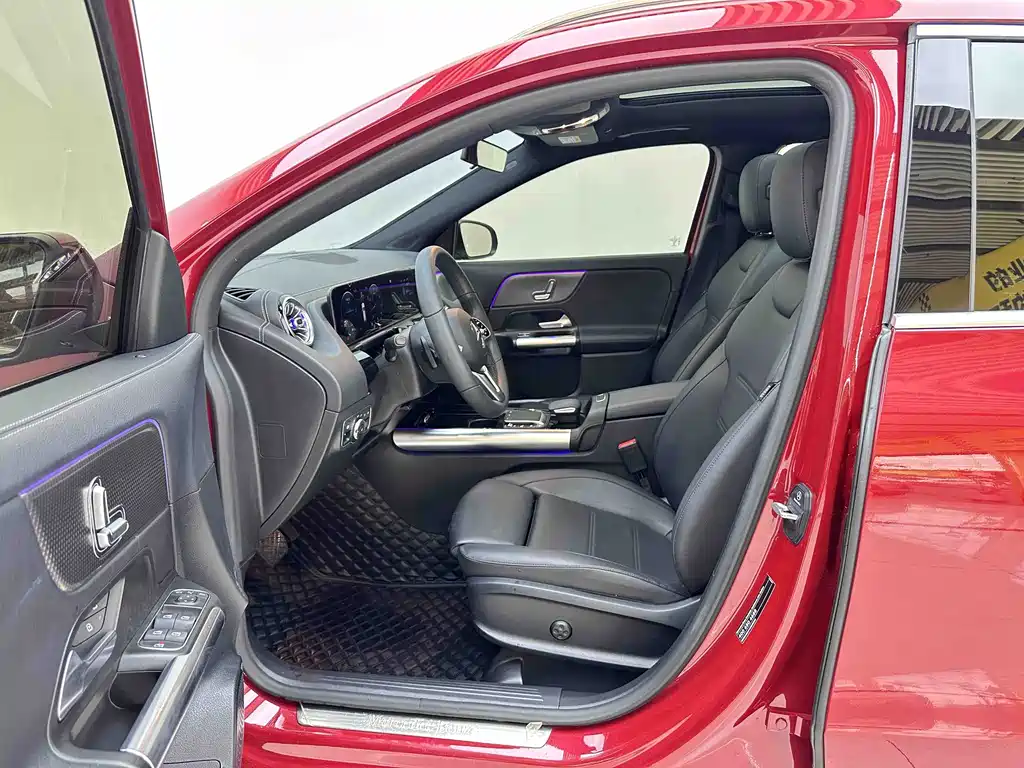 Mercedes-Benz GLA — фото 9