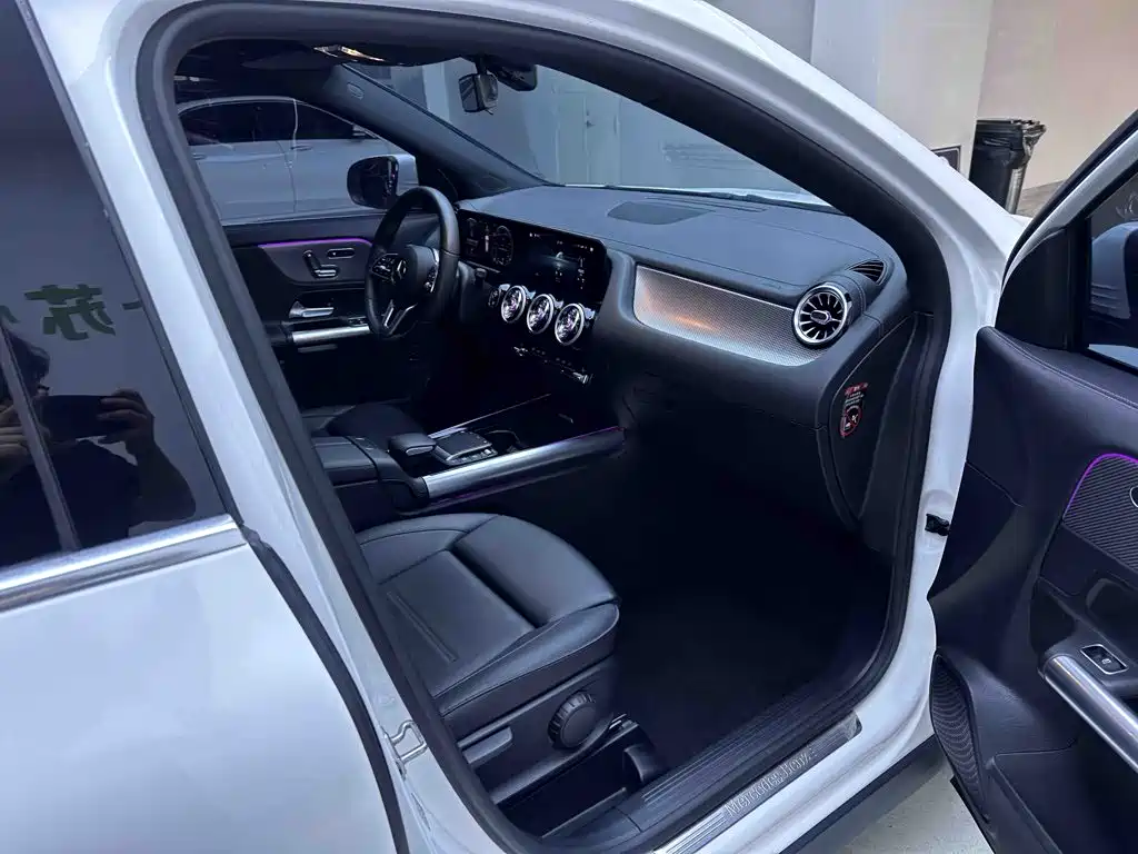 Mercedes-Benz GLA — фото 11