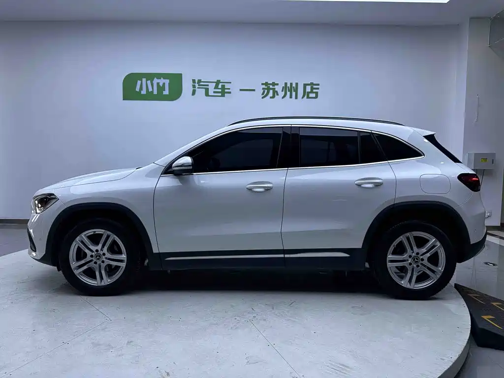 Mercedes-Benz GLA — фото 7