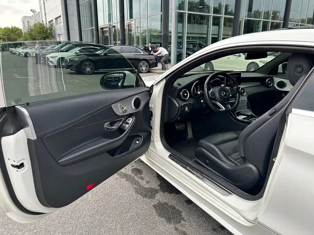 Mercedes-Benz C-Class (Import) — фото 11