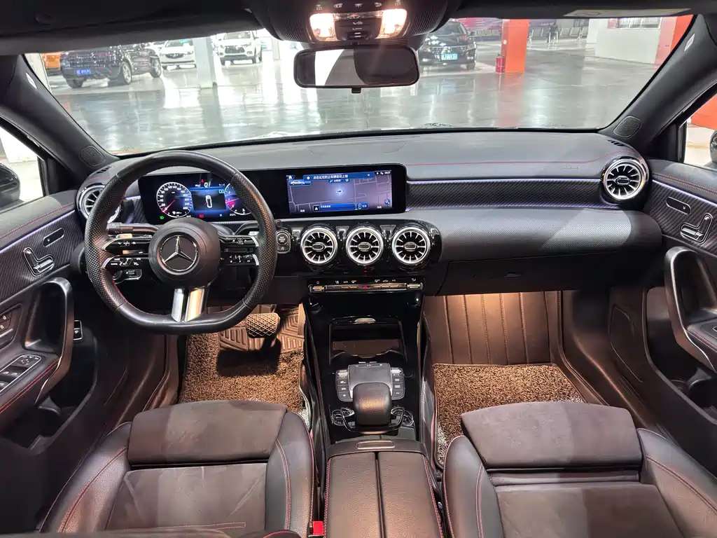Mercedes-Benz A-Class — фото 11