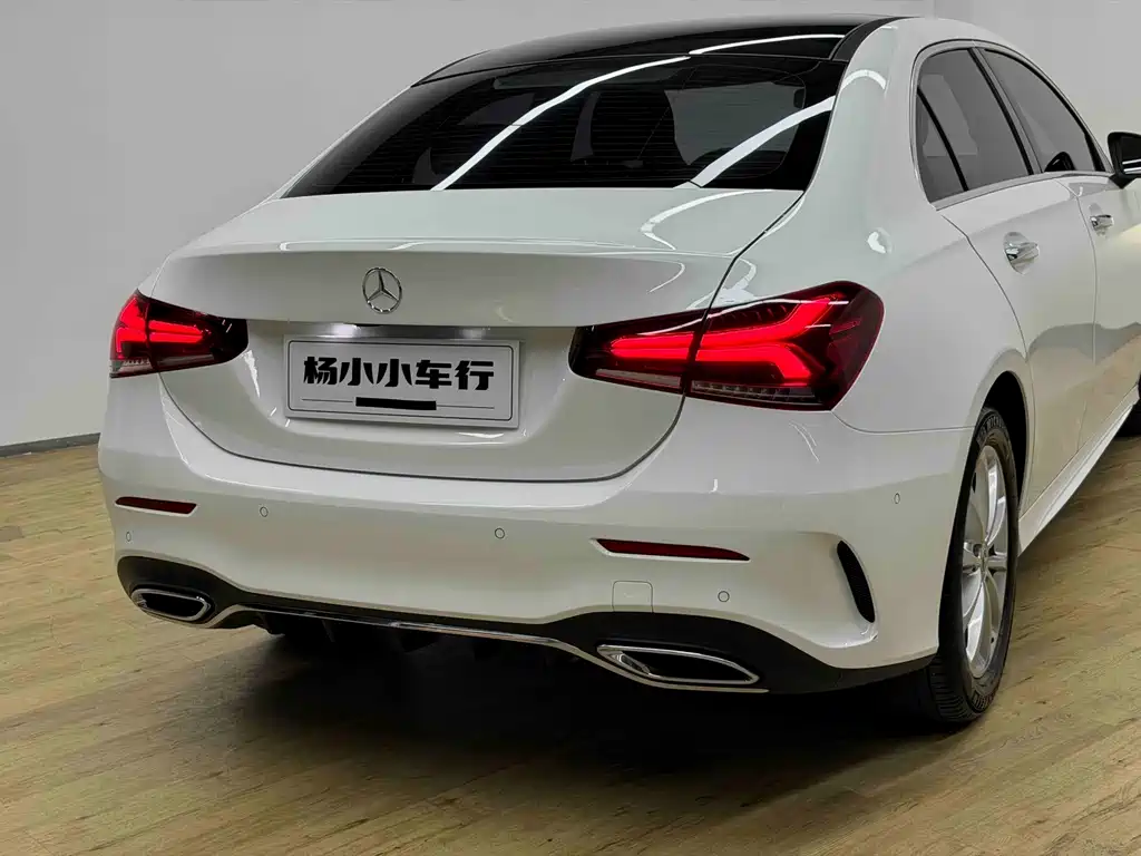 Mercedes-Benz A-Class — фото 30