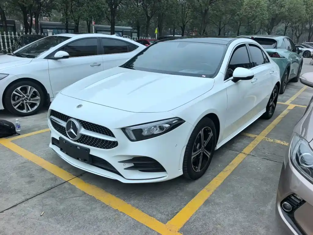 Mercedes-Benz A-Class — фото 1