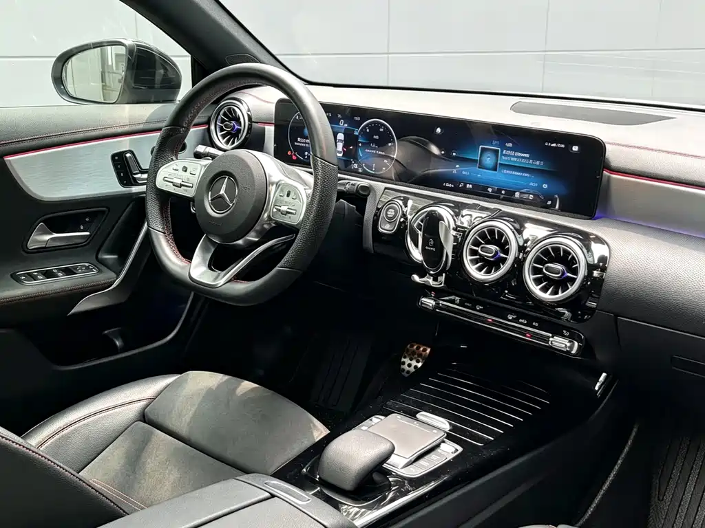 Mercedes-Benz CLA (Import) — фото 8