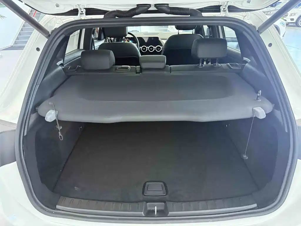 Mercedes-Benz GLA — фото 15