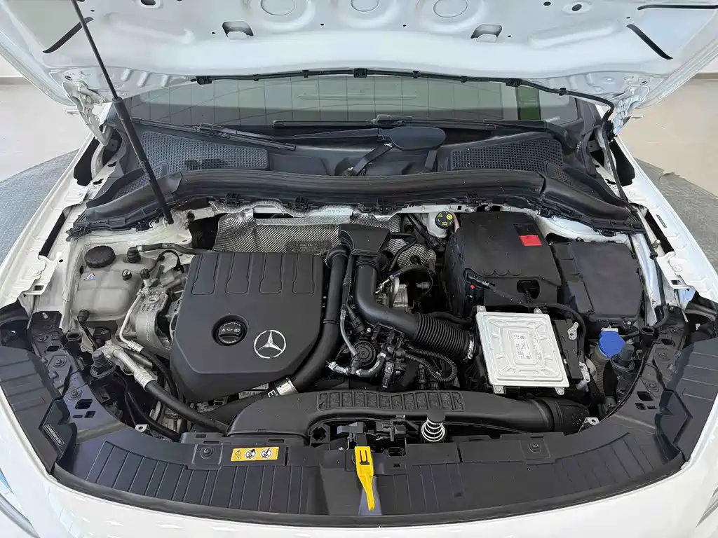 Mercedes-Benz GLA — фото 19