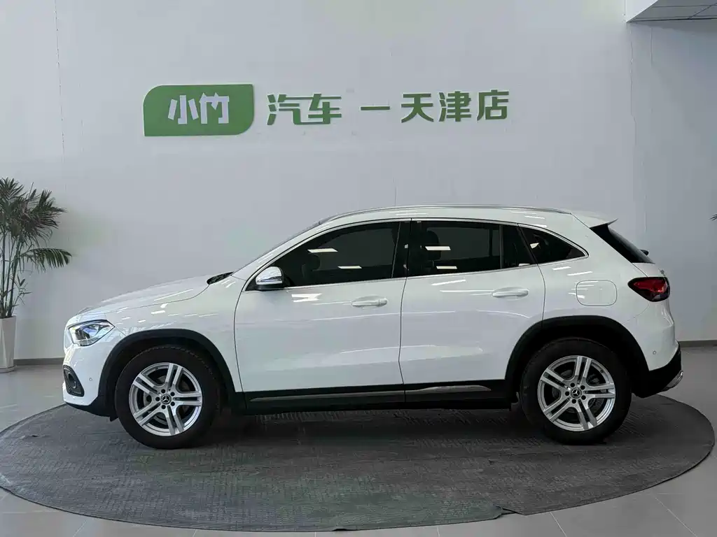 Mercedes-Benz GLA — фото 7