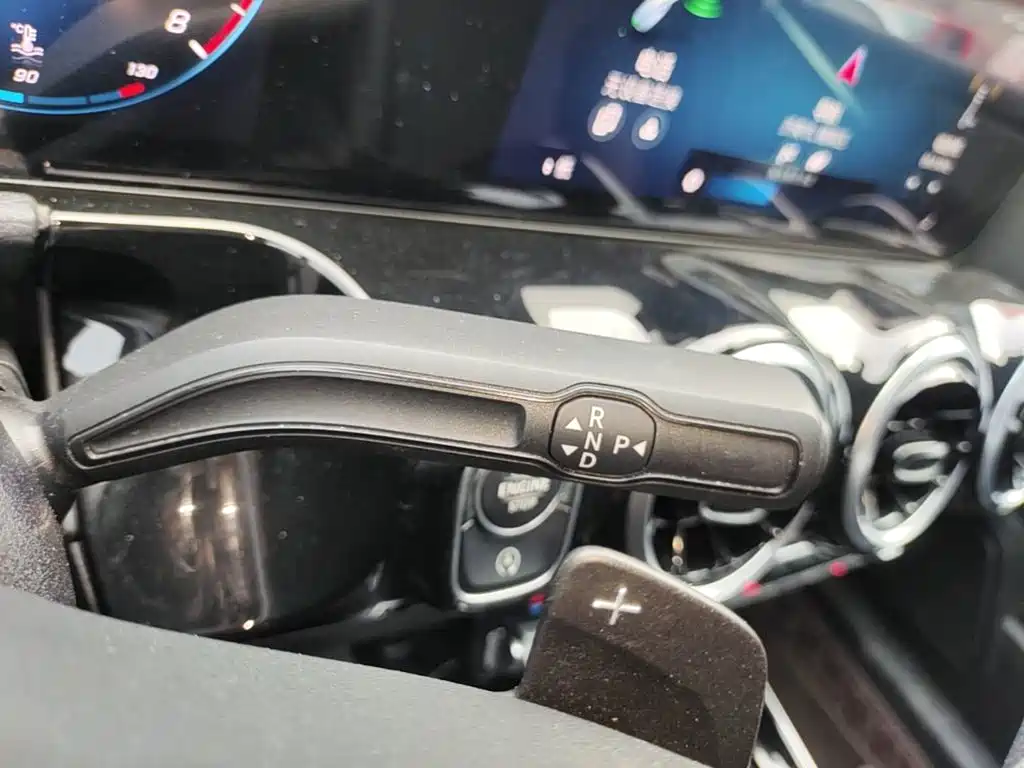 Mercedes-Benz GLA — фото 13
