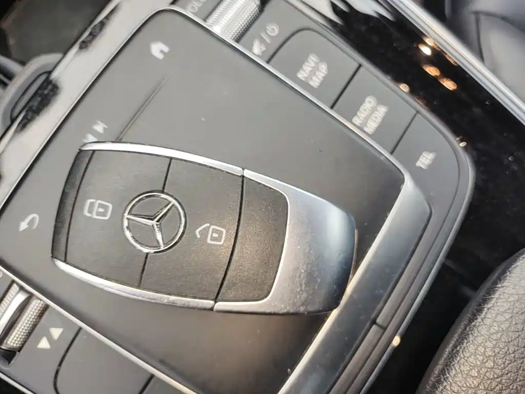 Mercedes-Benz GLA — фото 8