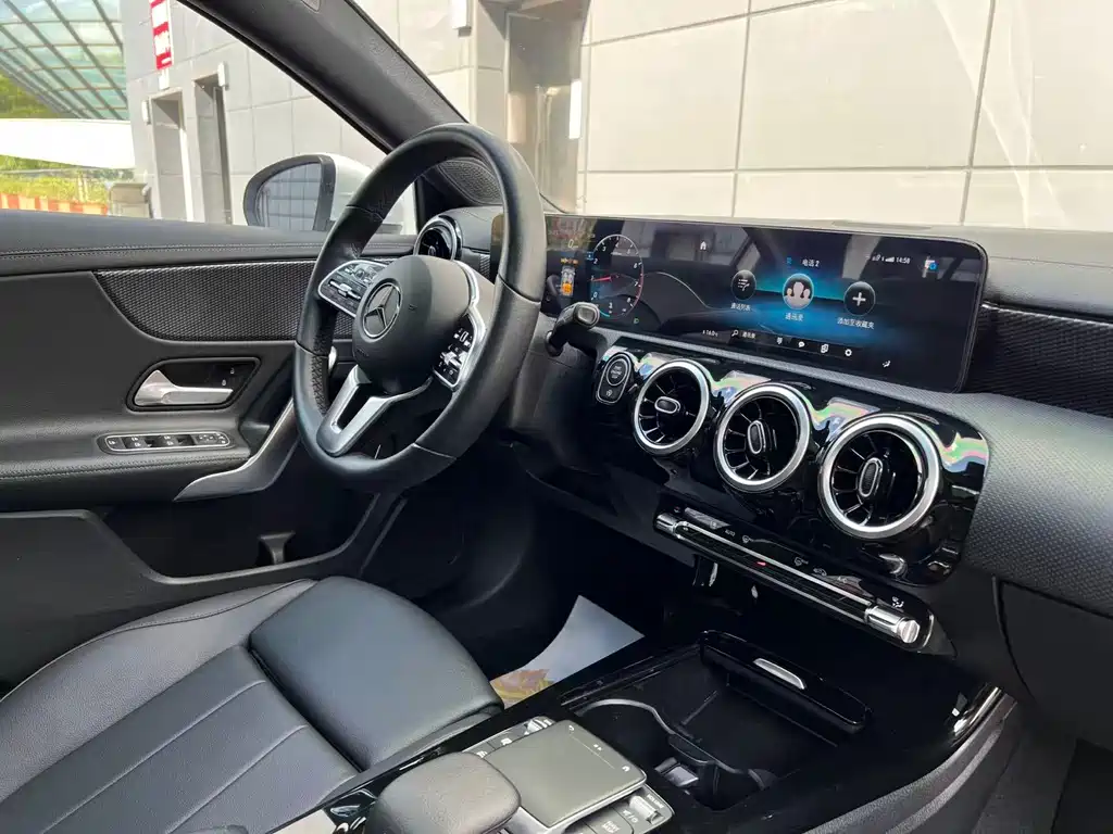 Mercedes-Benz A-Class — фото 21