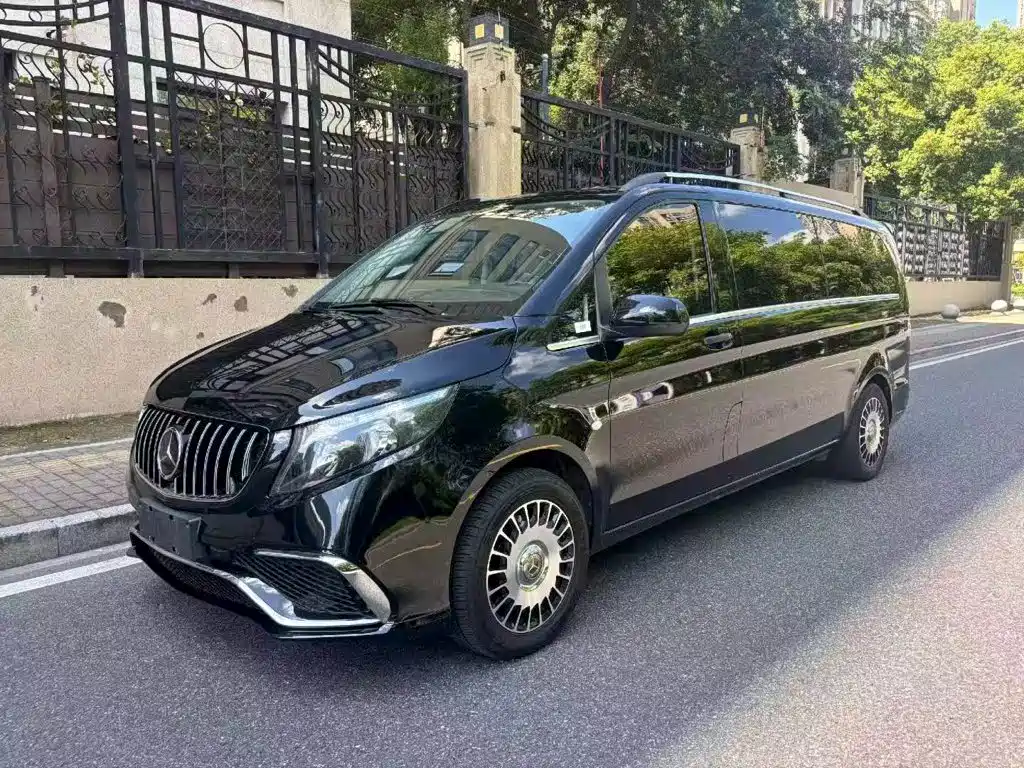 Mercedes-Benz Vito — фото 1