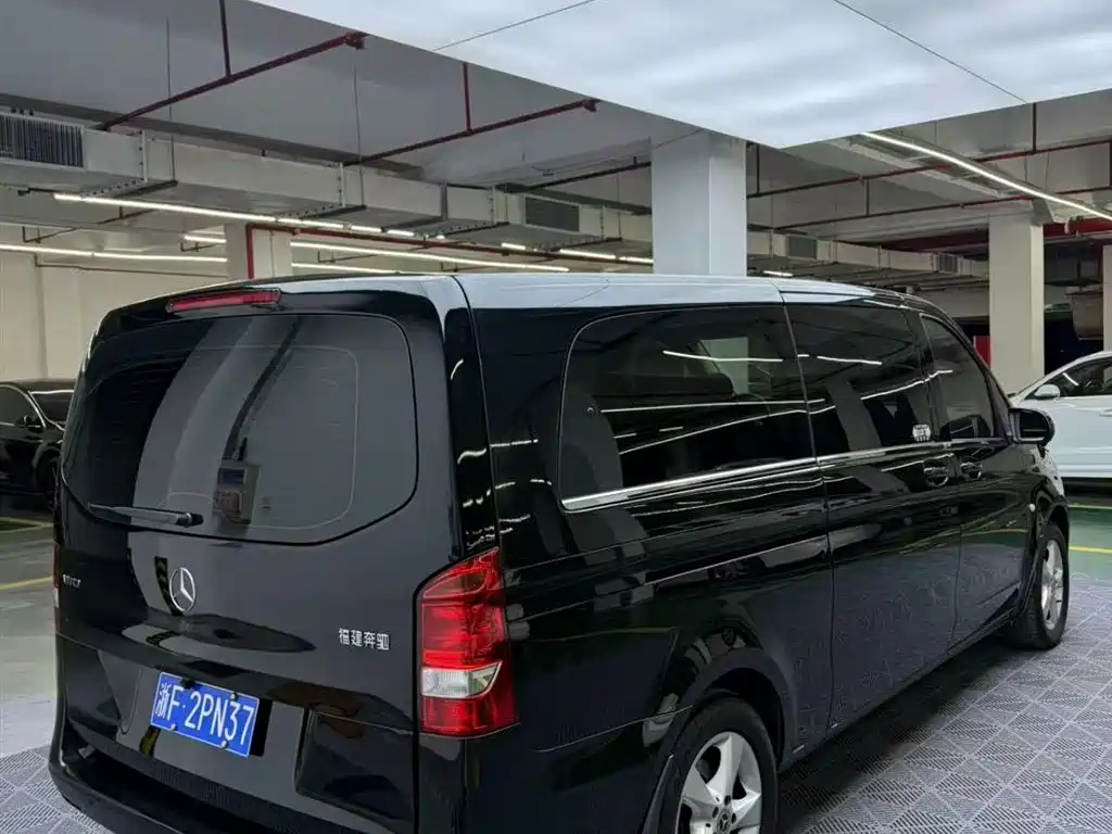 Mercedes-Benz Vito — фото 5