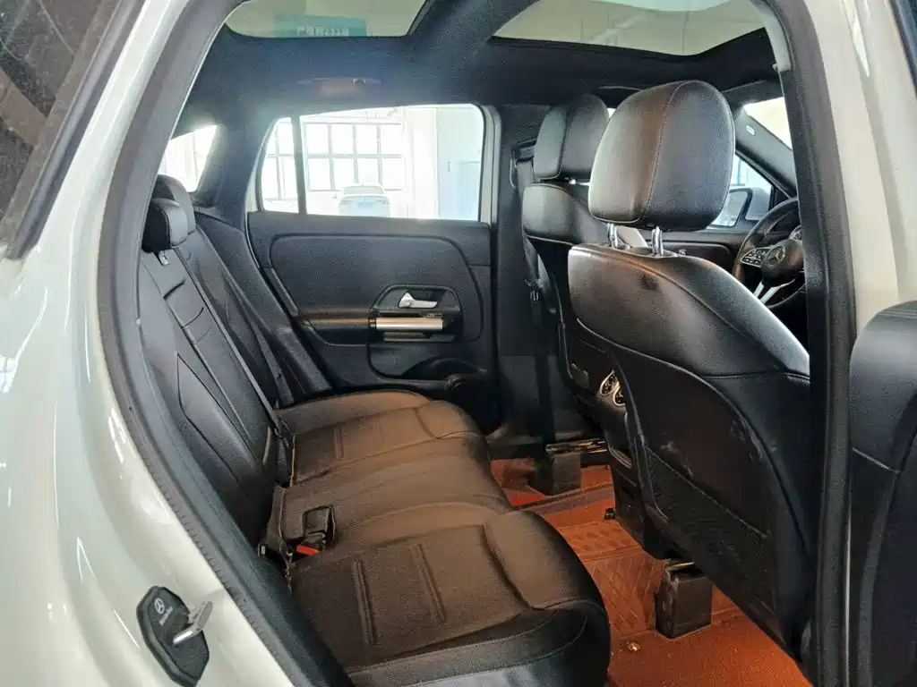 Mercedes-Benz GLA — фото 10
