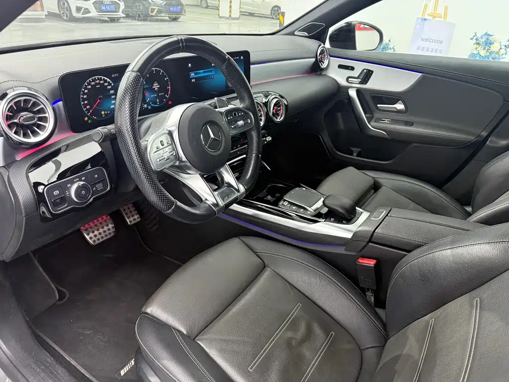 Mercedes-Benz A-Class AMG — фото 5