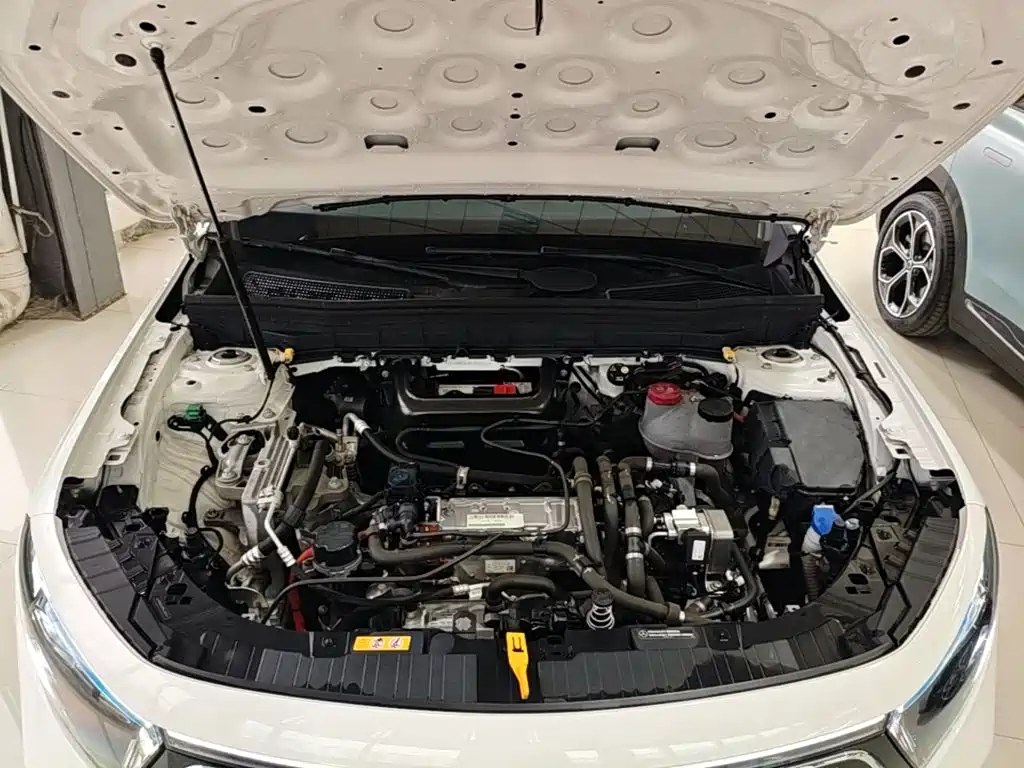 Mercedes-Benz EQB — фото 19