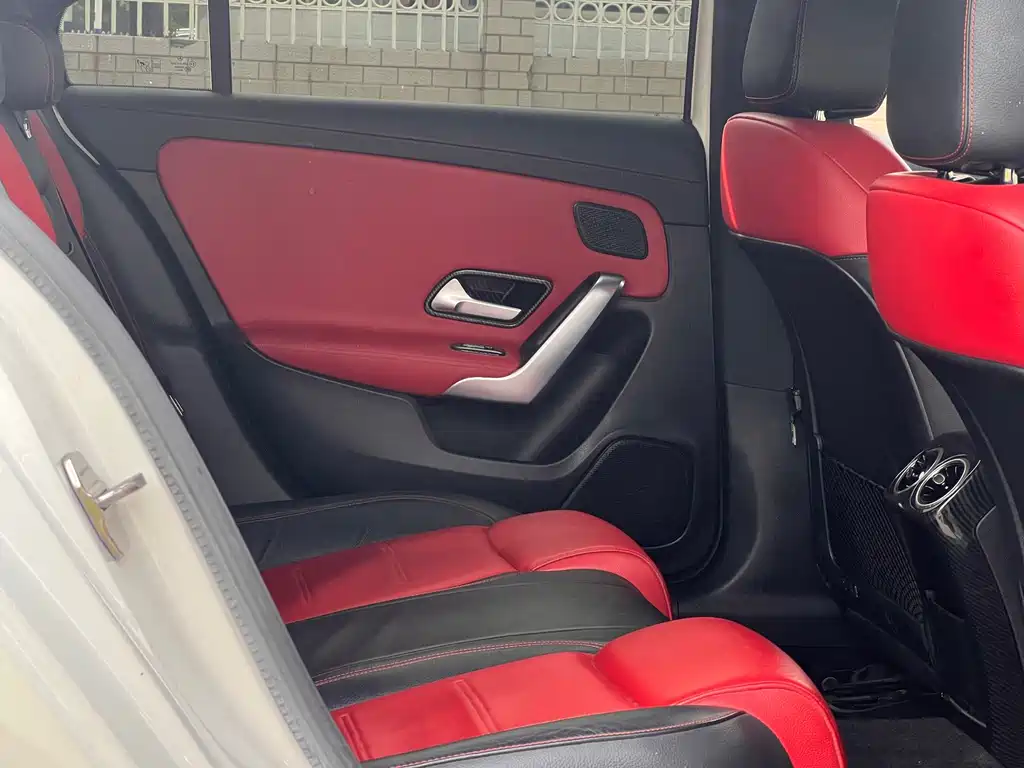 Mercedes-Benz A-Class AMG — фото 6