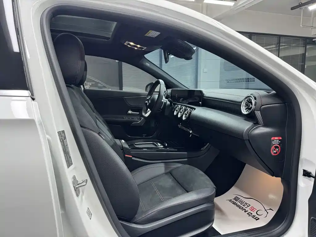 Mercedes-Benz A-Class — фото 10