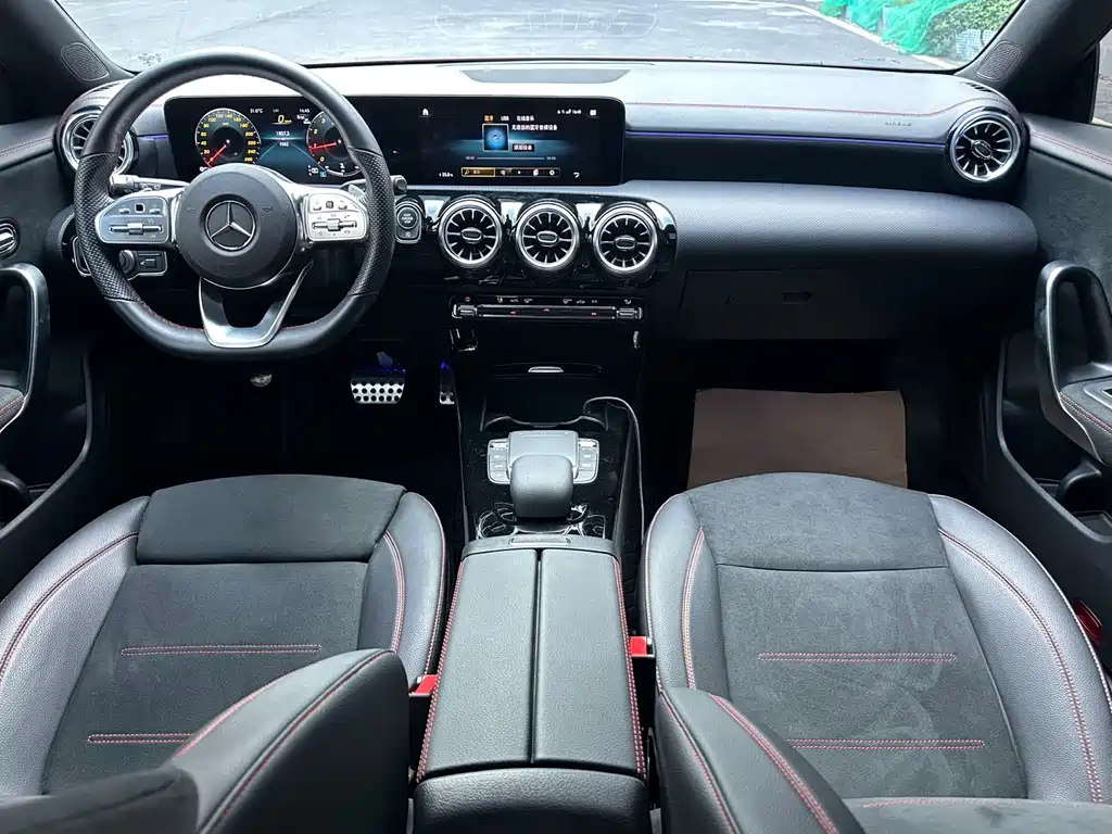Mercedes-Benz CLA (Import) — фото 13