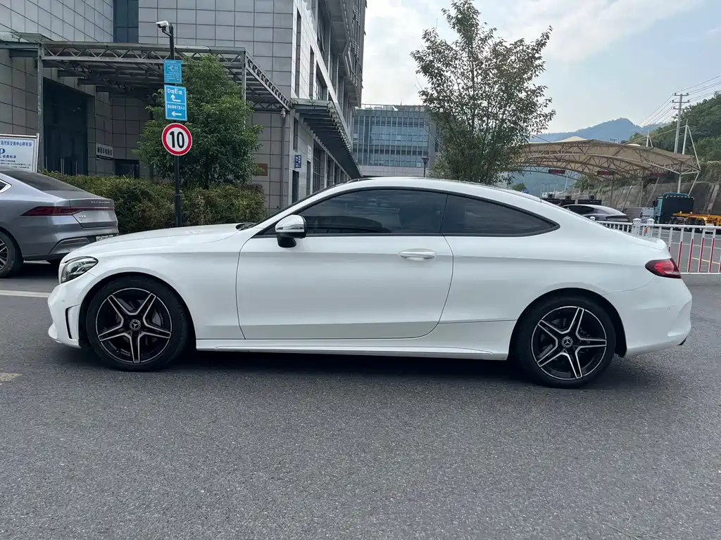 Mercedes-Benz C-Class (Import) — фото 3
