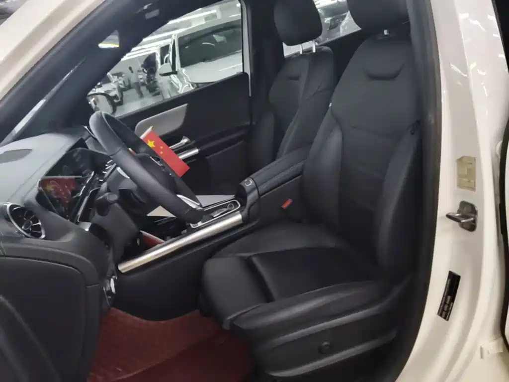 Mercedes-Benz GLA — фото 14