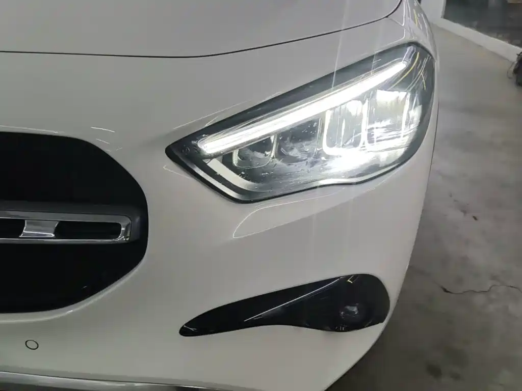 Mercedes-Benz GLA — фото 23