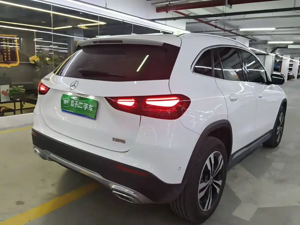 Mercedes-Benz GLA — фото 6
