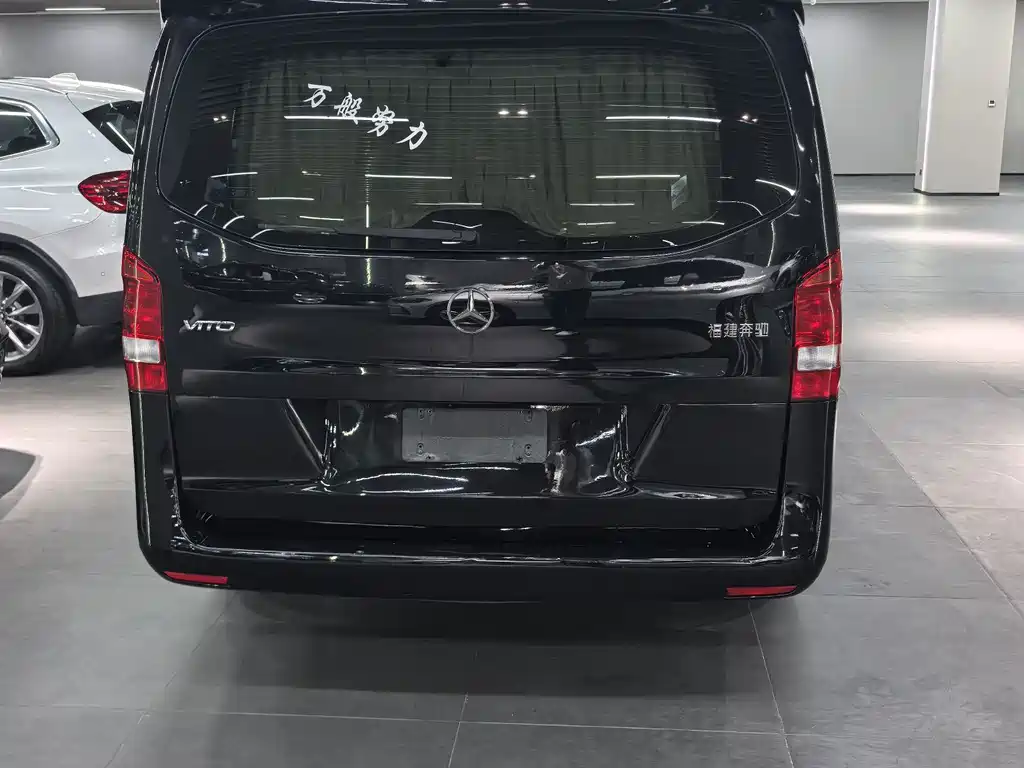 Mercedes-Benz Vito — фото 6