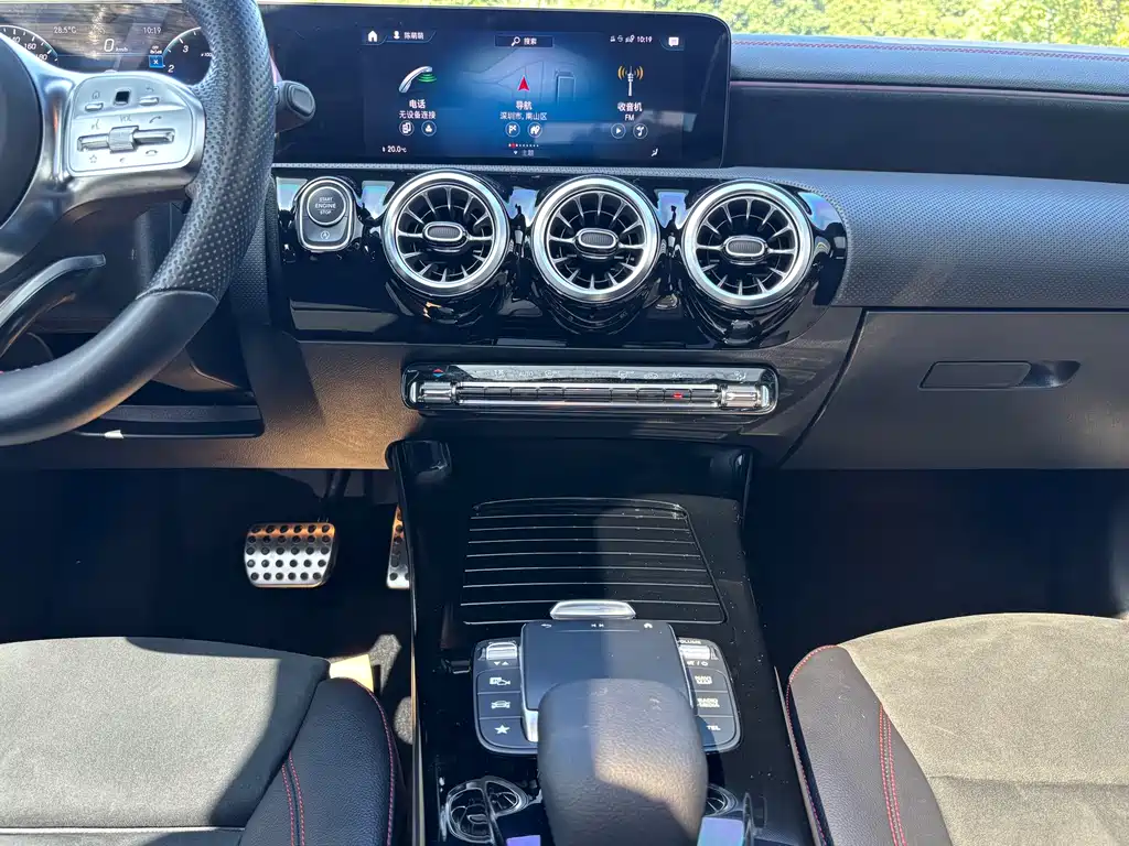 Mercedes-Benz CLA (Import) — фото 14