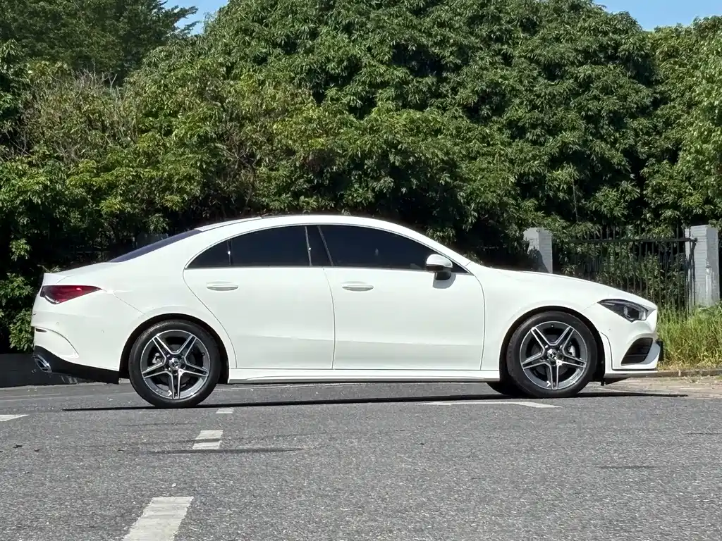 Mercedes-Benz CLA (Import) — фото 15