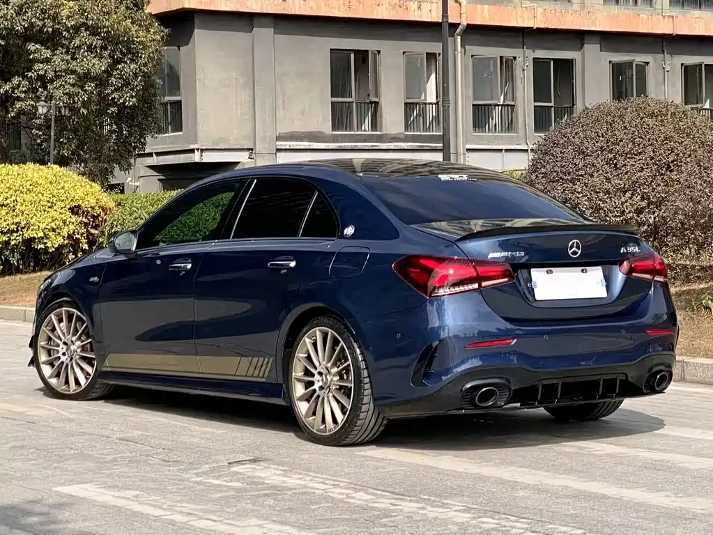 Mercedes-Benz A-Class AMG — фото 2
