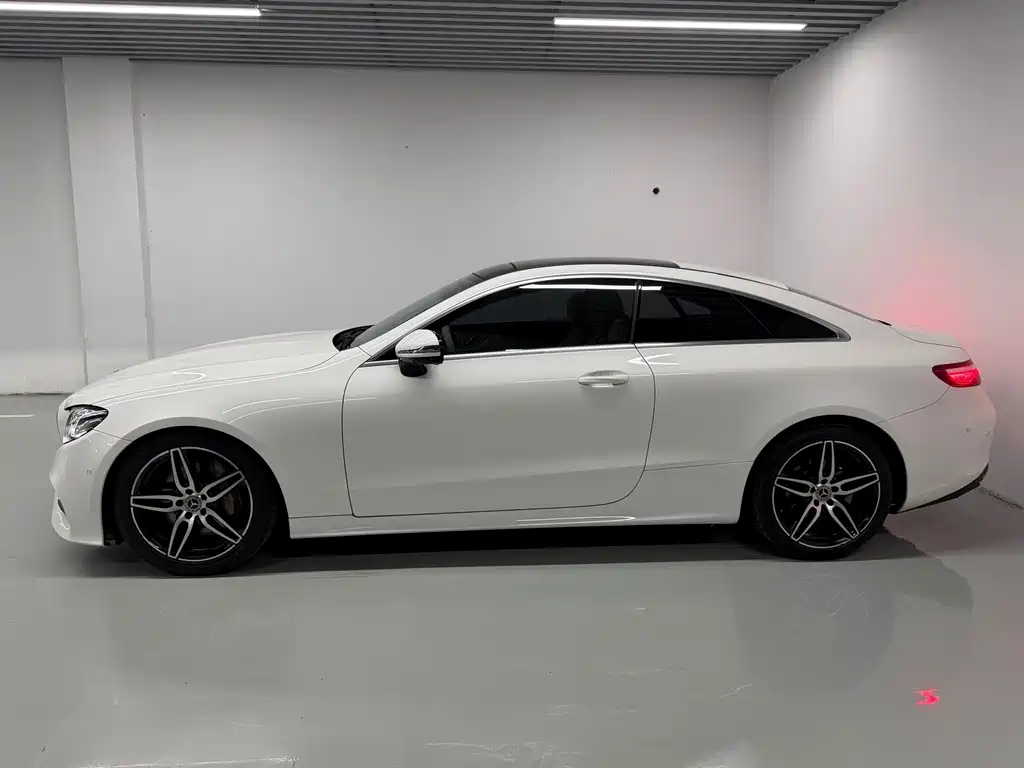 Mercedes-Benz E-Class (Import) — фото 4