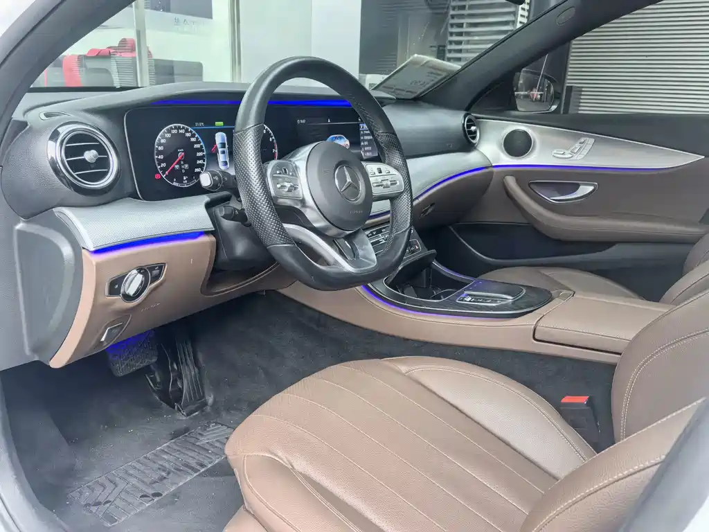 Mercedes-Benz E-Class (Import) — фото 17