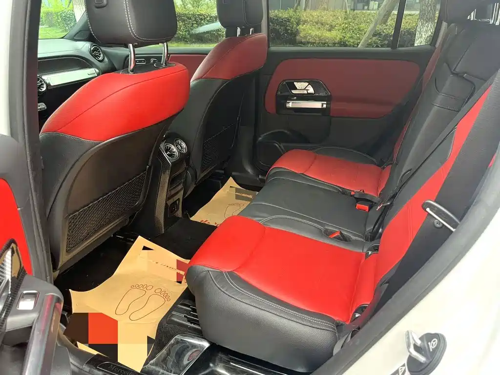 Mercedes-Benz GLB AMG — фото 6