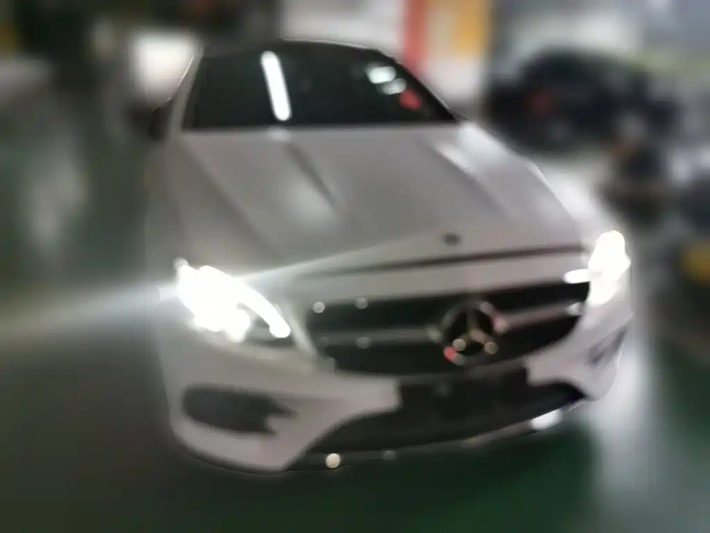 Mercedes-Benz E-Class (Import) — фото 5